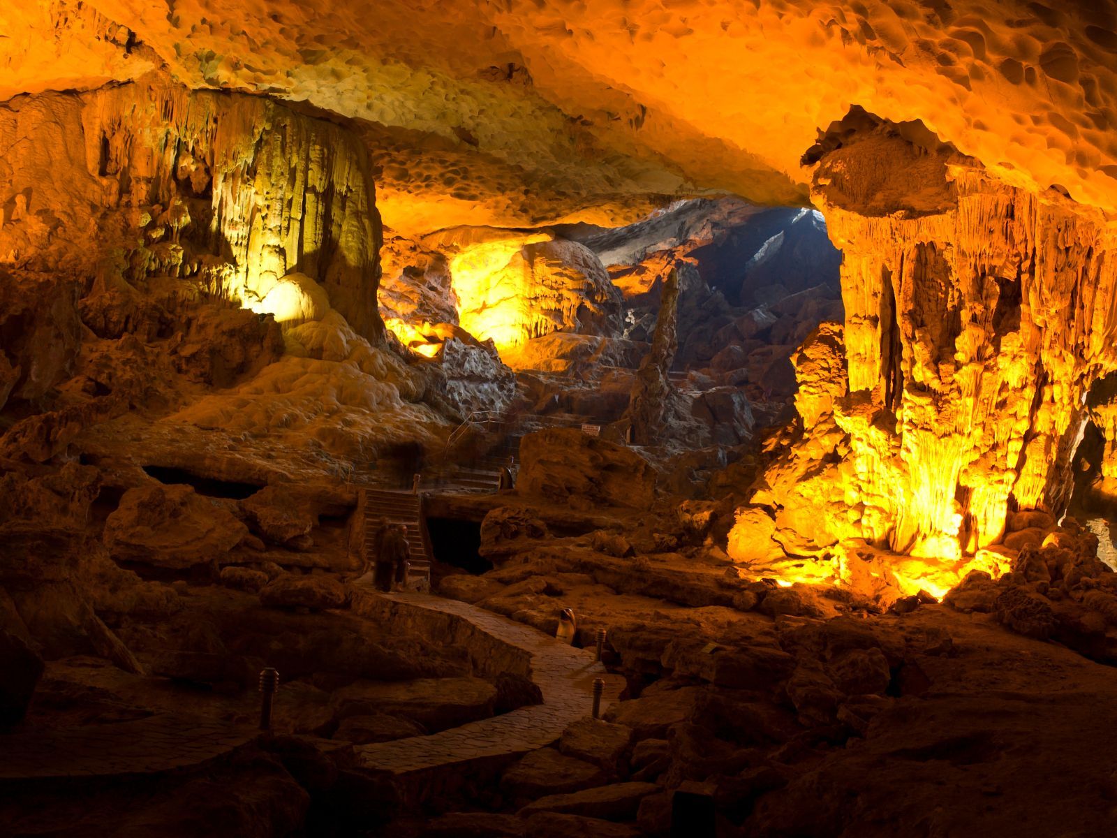 Son Doong Cave (Vietnam)